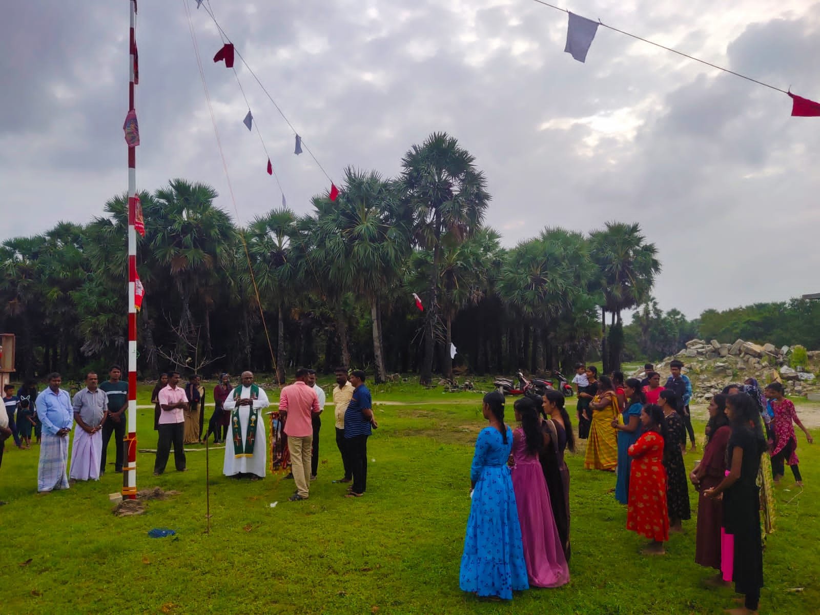 புல்லாவெளி புனித செபஸ்தியார் ஆலய திருவிழா கொடியேற்றம்