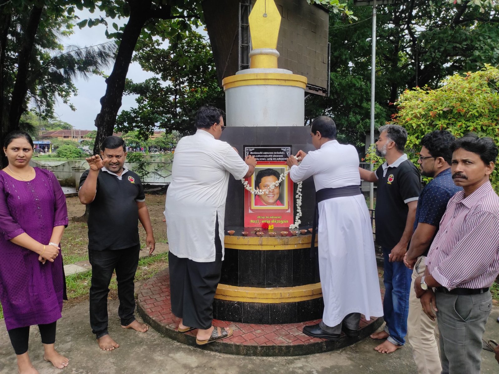 மட்டக்களப்பில் ஊடகவியலாளர் லசந்தவின் நினைவு தினமும் கவனயீர்ப்பு போராட்டமும்