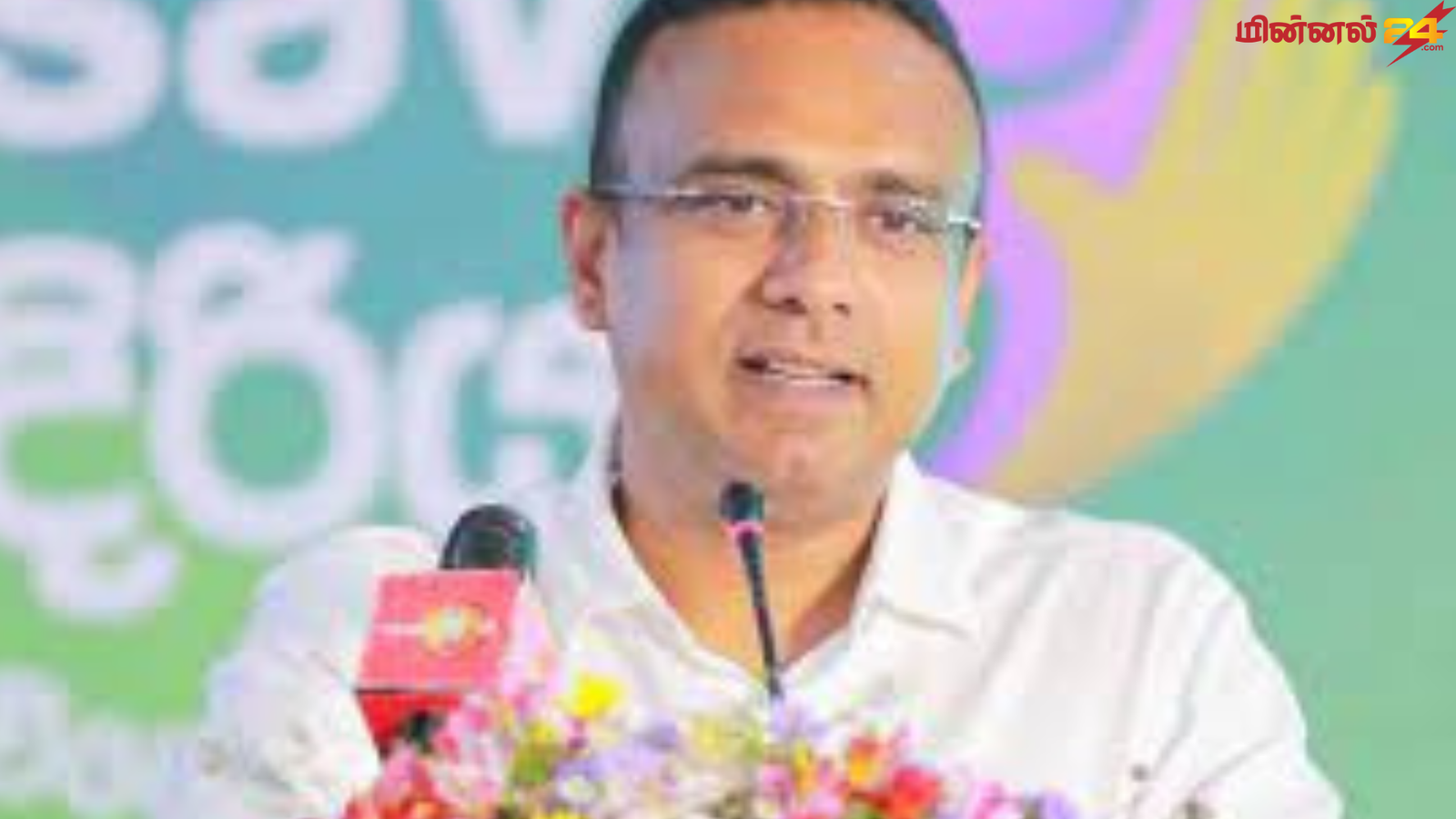 தேசிய கீதம் தமிழில் பாடவேண்டுமென தீர்மானம் எடுத்தது ஜனாதிபதி