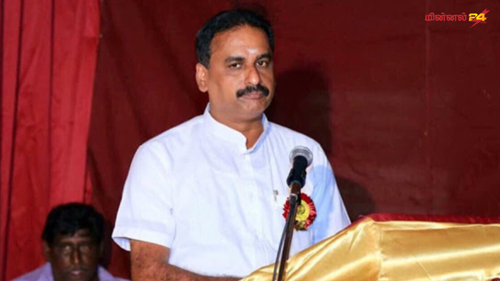 வெள்ளைக் கொடியுடன் சரணடைந்தவர்களை கொன்றது சர்வதேச போர் விதியா?