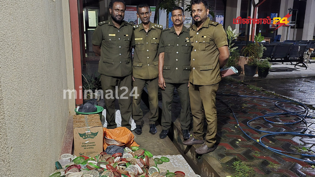 மட்டக்களப்பு பகுதியில் 13 கடைகளுக்கு எதிராக சட்ட நடவடிக்கை(வீடியோ, புகைப்படம்)