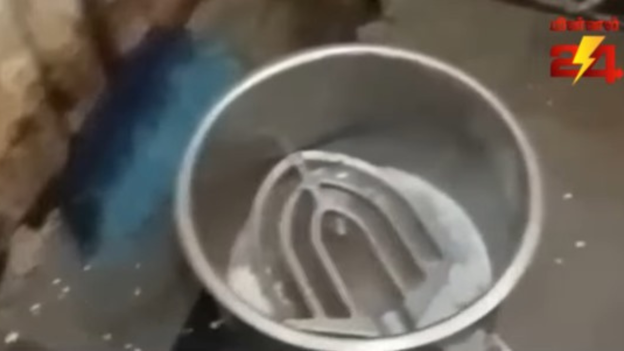 மட்டக்களப்பில் மலசல கூடத்தில் உணவு தயாரித்து விற்பனை