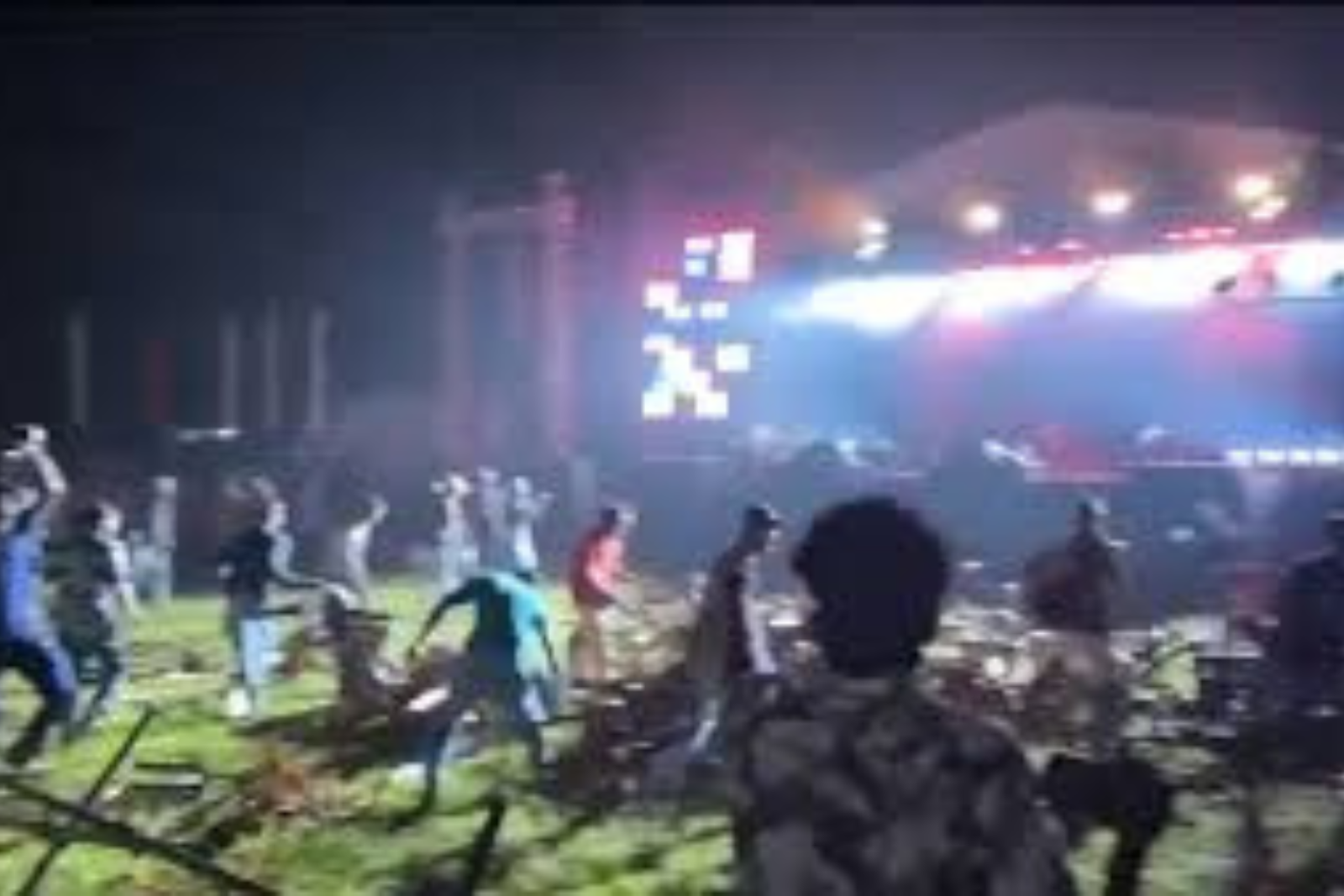 இசைக் கச்சேரியில் வன்முறை: அறுவர் கைது