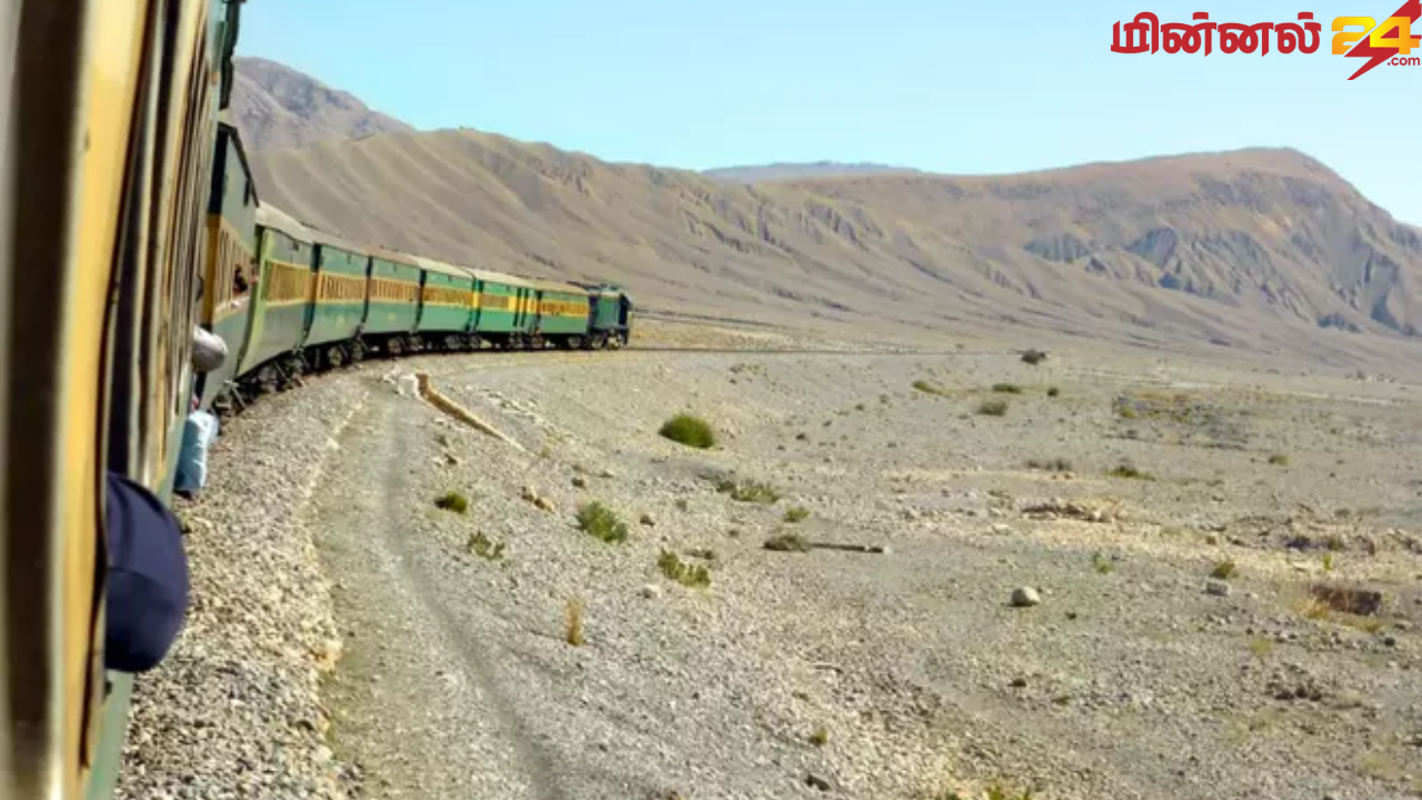 பாகிஸ்தானில் ஆயுதக்குழுவினர் தாக்குதல்