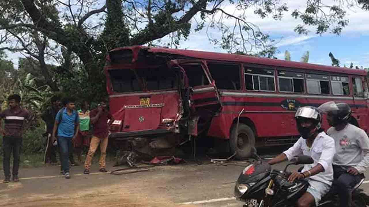 மற்றுமொரு கோர விபத்து : 7 பேர் காயம்