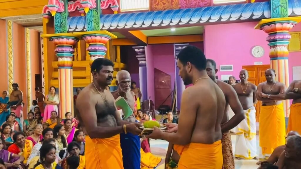 யாழ்ப்பாணத்தில் 460,000 ரூபாவுக்கு விற்பனையான மாம்பழம்