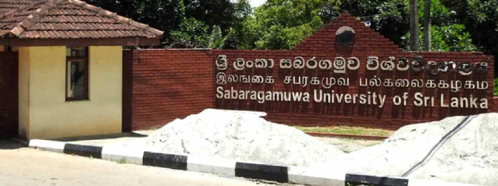 அறிக்கை பல்கலைக்கழக உபவேந்தரிடம் கையளிக்கப்பு