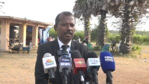 யாழ் செம்மணியில் 122 மனித எலும்பு கூடுகள் மீட்பு