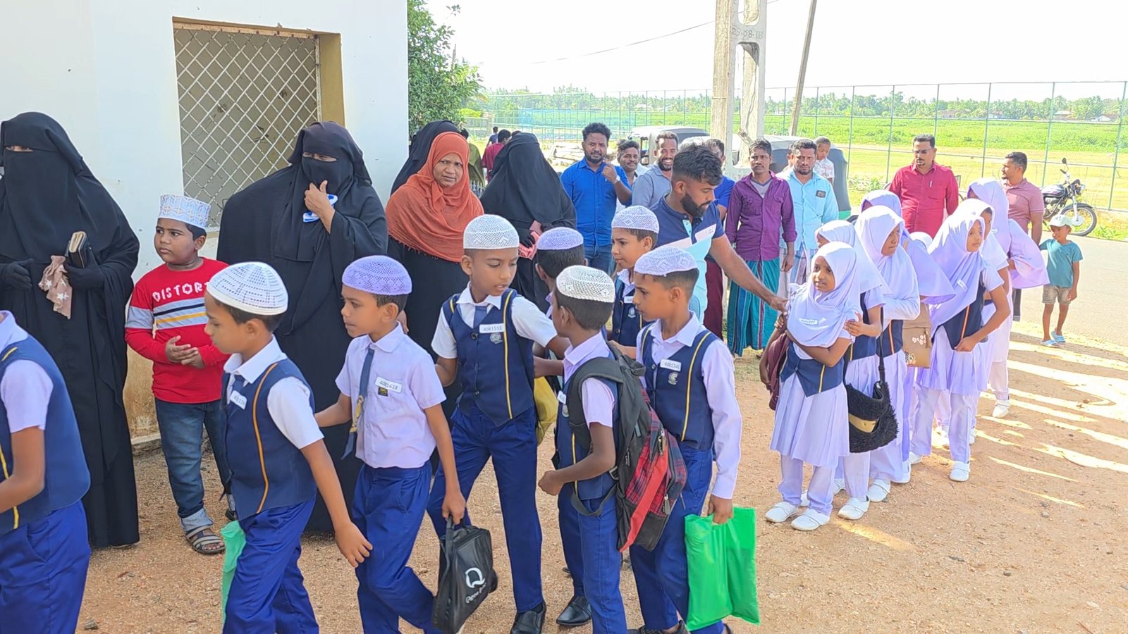 புலமைப் பரிசில் பரீட்சை ஆரம்பமானது