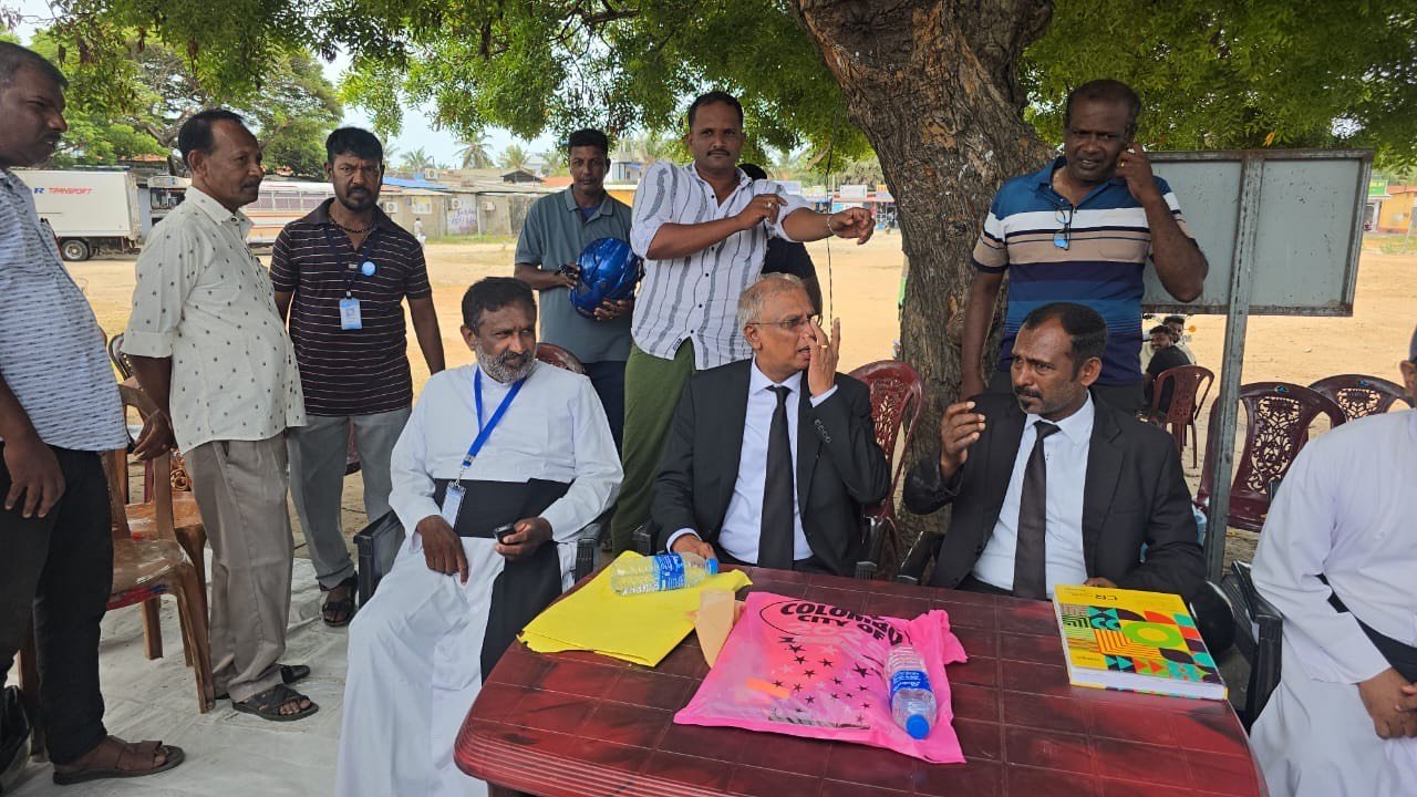 மன்னார் காற்றாலை செயற்திட்ட கட்டுமான பணிகளுக்கு தற்காலிக தடை : பொலிஸார் உத்தரவாதம்