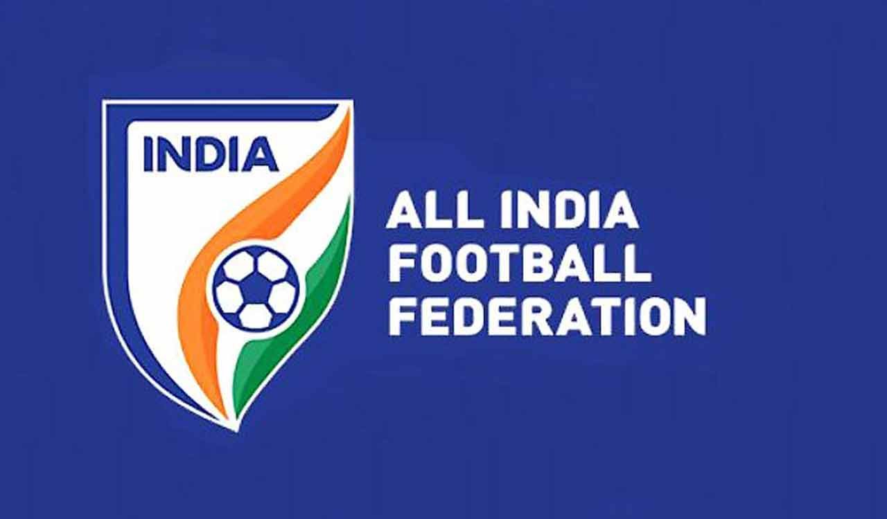 திருத்தப்பட்ட நிர்வாக விதிகளை ஏற்றுக் கொள்ளாத நிலையில் இந்தியக் கால்பந்துக்குத் தடை விதிக்கப்படும் -பிபா