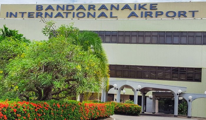 45.8 மில்லியன் ரூபாய் மதிப்புள்ள வெளிநாட்டு சிகரெட்டுகளுடன் இலங்கையர்கள் மூவர் கைது!