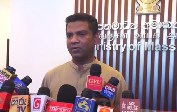 அஞ்சல் ஊழியர்கள் 4:00 மணி முதல் மீண்டும் பணிக்குத் திரும்புவார்கள் - அமைச்சர்