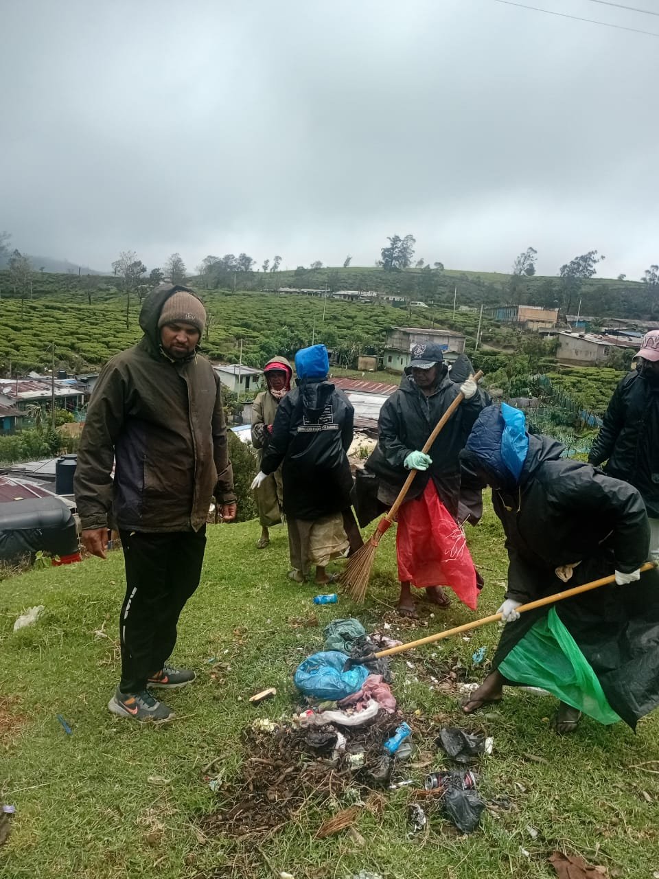 நுவரெலியா மாநகரசபையின் ஏற்பாட்டில் "கிளீன் நுவரெலியா" வேலைத்திட்டம்