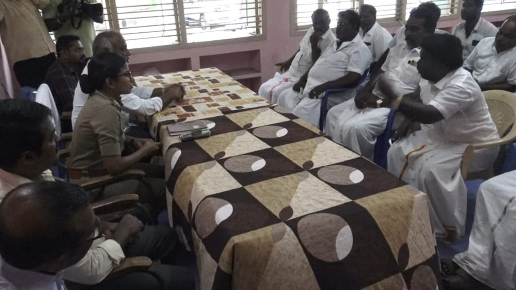 மீனவர்களுடன் பேச்சுவார்த்தை தோல்வி : திட்டமிட்டபடி ரயில் மறியல் போராட்டம்!