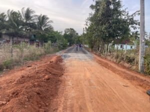 மட்டக்களப்பு ரிதிதென்ன மில்கோ பிரதான வீதி அபிவிருத்தி பணிகளை கலாநிதி எம்.எல்.ஏ.எம் ஹிஸ்புல்லாஹ் பார்வையிட்டார்