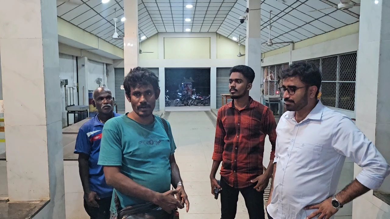 மின்சார கட்டணம் செலுத்தாத யாழ்.மாநகர சபை : மின்துண்டிப்பால் மீனவர்கள் பாதிப்பு!
