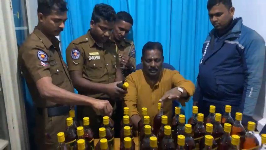 சட்டவிரோதமாக மதுபானம் விற்க முயன்ற நபர் கைது