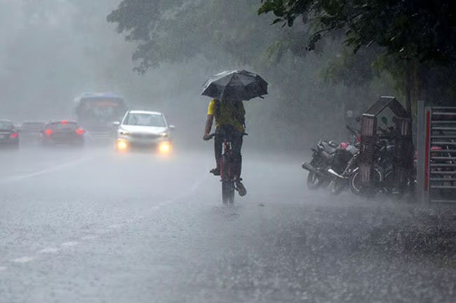 பலத்த மழை பெய்யக்கூடும்