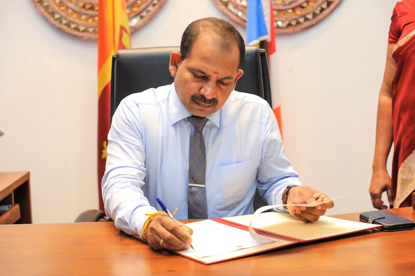 துறைமுகங்கள் மற்றும் விமான சேவைகள் அமைச்சின் புதிய பதில் செயலாளராக வேதநாயகம் ஜெகதீசன் நியமனம்