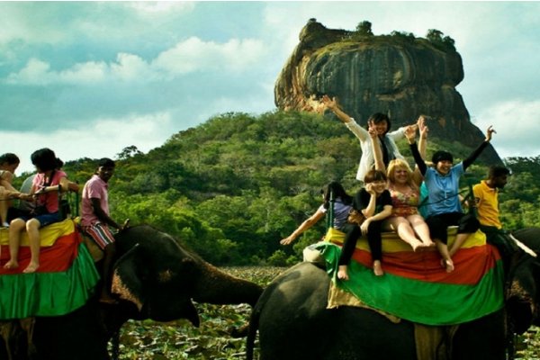 அதிகரிக்கும் சுற்றுலா பயணிகள் வருகை