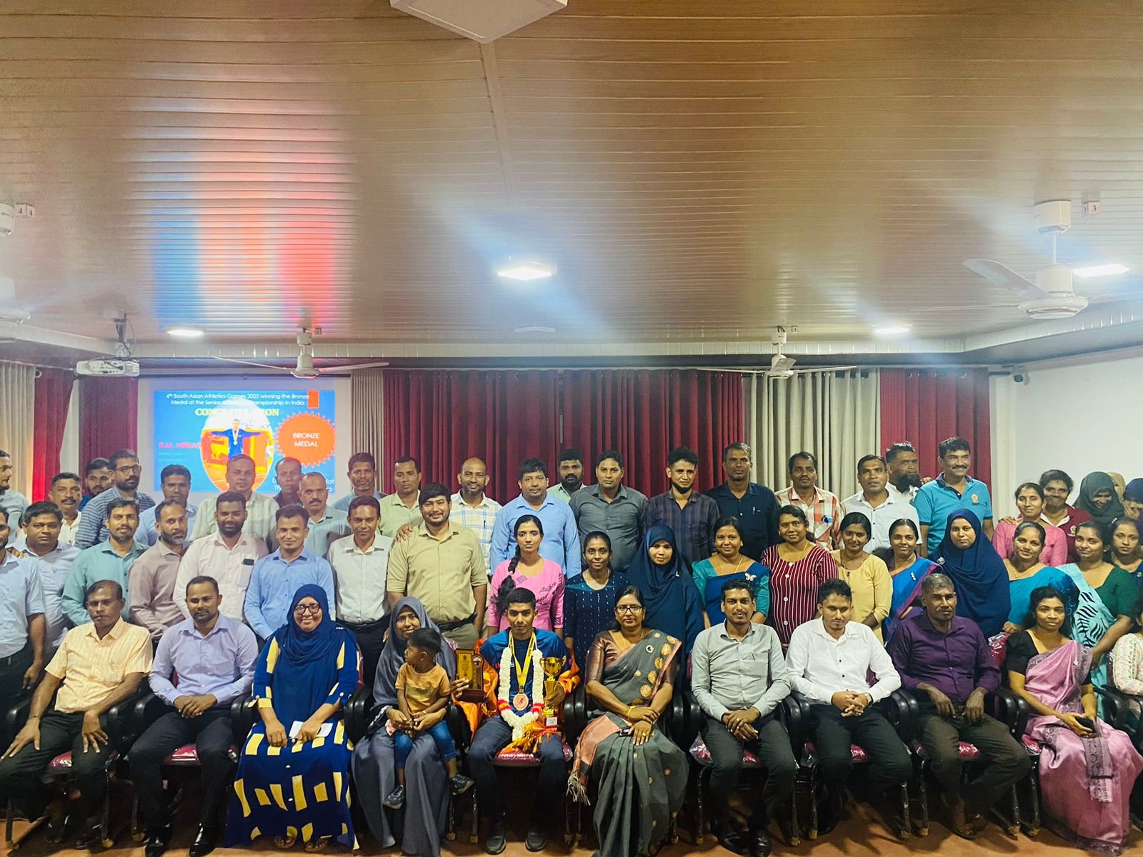 வெண்கலப் பதக்கத்தை சுவீகரித்த வீரருக்கு கௌரவிப்பு