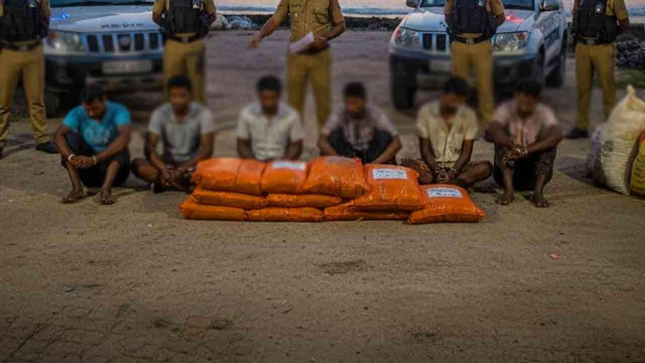 300 கிலோ போதைப்பொருளுடன் அறுவர் கைது