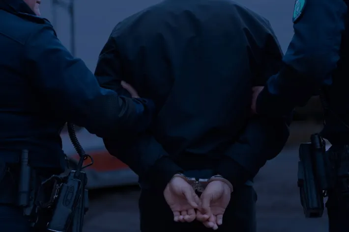 சுவிட்சர்லாந்தில் திருட்டில் ஈடுபட்ட இரு ரோமானியர்கள் கைது