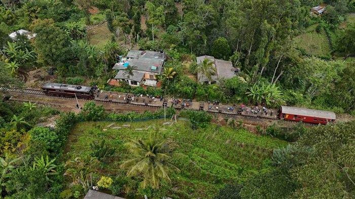பதுளை-ஹப்புத்தளை புகையிரத சேவை 18 நாட்களுக்குப் பிறகு மீண்டது!