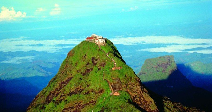 சிவனொளிபாதமலை யாத்திரை இன்று ஆரம்பம்