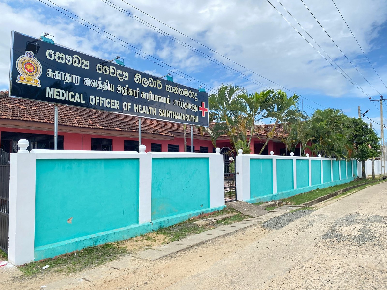 தலவாக்கலை-கிறேட்வெஸ்டன் பாடசாலை இடைத்தங்கல் முகாமில் இருந்து பொது மக்கள் வெளியேறினர்