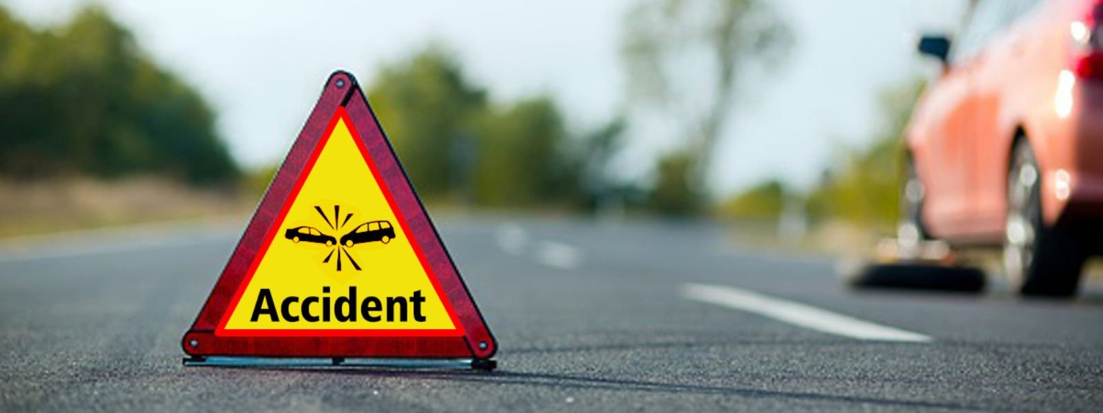 கார்கள் நேருக்கு நேர் மோதி விபத்து