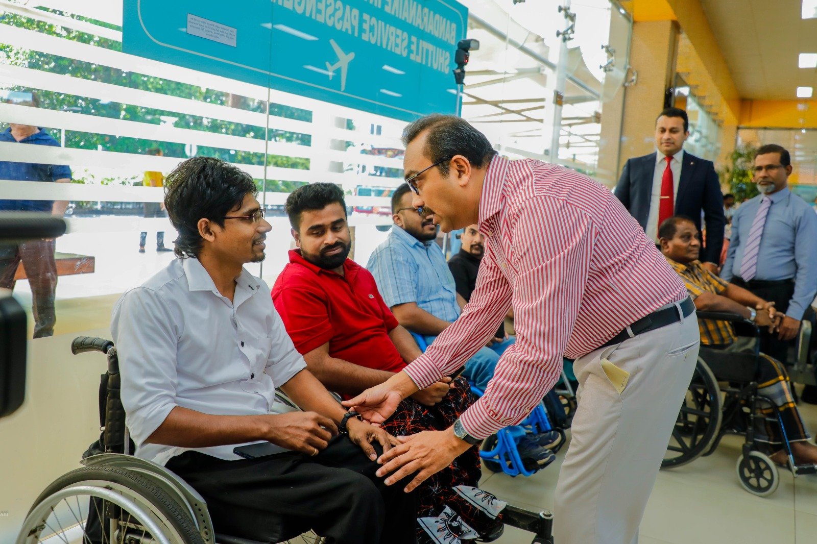 விசேட தேவையுடையோருக்காக வடிவமைக்கப்பட்ட ‘தாழ் தள’ பஸ் சேவை ஆரம்பம்!