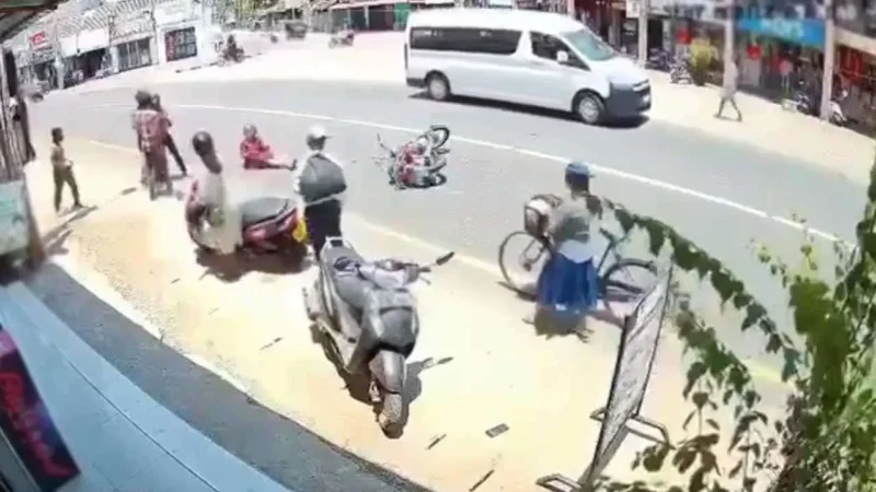 மனைவி மீதும் அவரது சகோதரன் மீதும் கணவன் கத்தி குத்து தாக்குதல்!