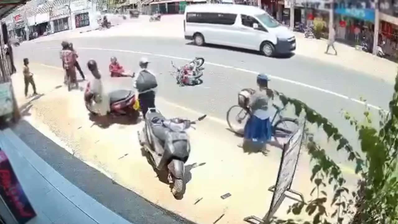 மனைவி மீதும் அவரது சகோதரன் மீதும் கணவன் கத்தி குத்து தாக்குதல்!