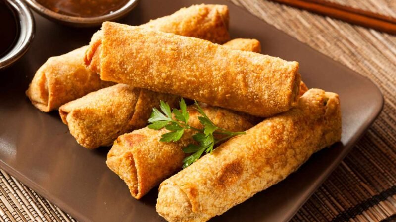 மனைவி தயாரித்த சிற்றுண்டியை சாப்பிட மறுத்த கணவர் : மனைவி தனக்கு தானே தீ மூட்டி தற்கொலை!