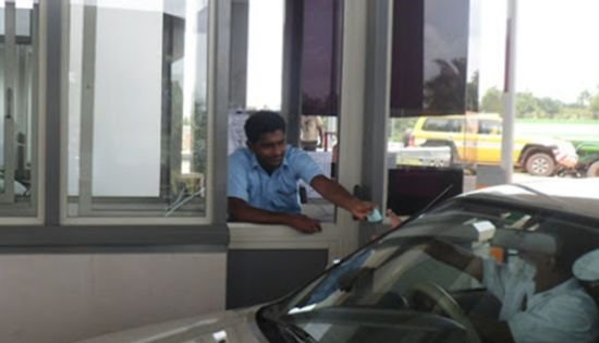 சாதனை படைத்த அதிவேக நெடுஞ்சாலைகளின் வருவாய்