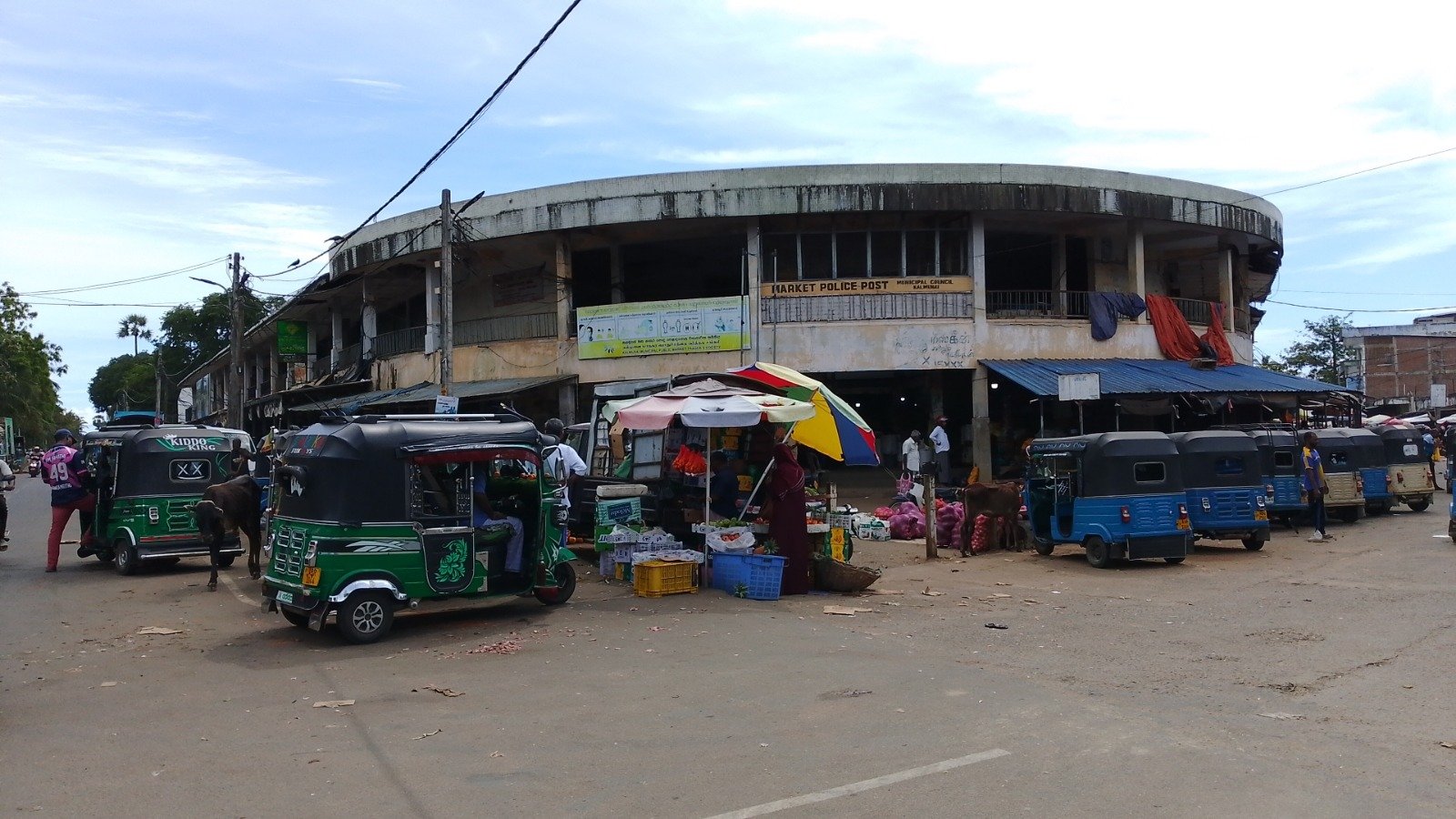 மே தினத்தினை முன்னிட்டு கல்முனை பொதுச்சந்தை மூடப்படும்!