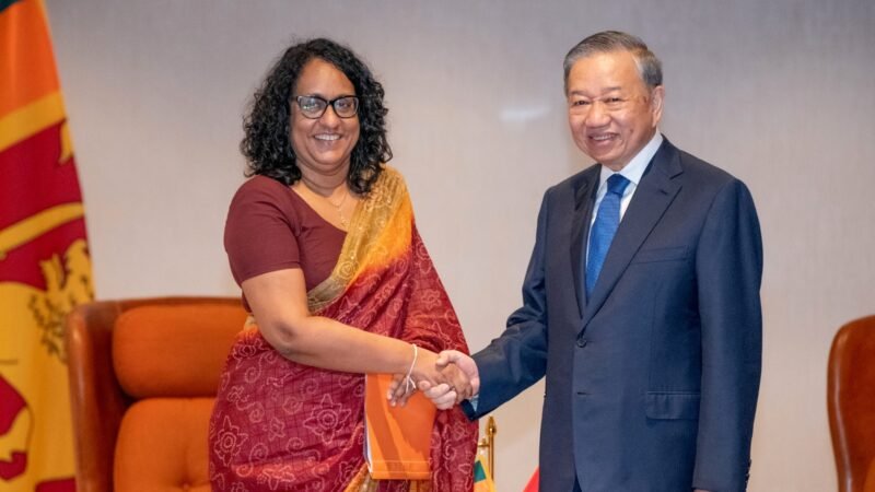 பிரதமருக்கும் வியட்நாம் சோசலிசக் குடியரசின் ஜனாதிபதிக்கும் இடையில் இருதரப்பு பேச்சுவார்த்தை