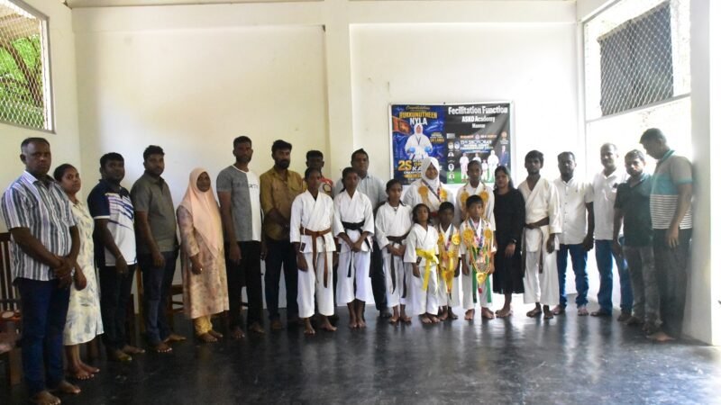 சாதனை மாணவர்களை கௌரவிக்கும் நிகழ்வு!