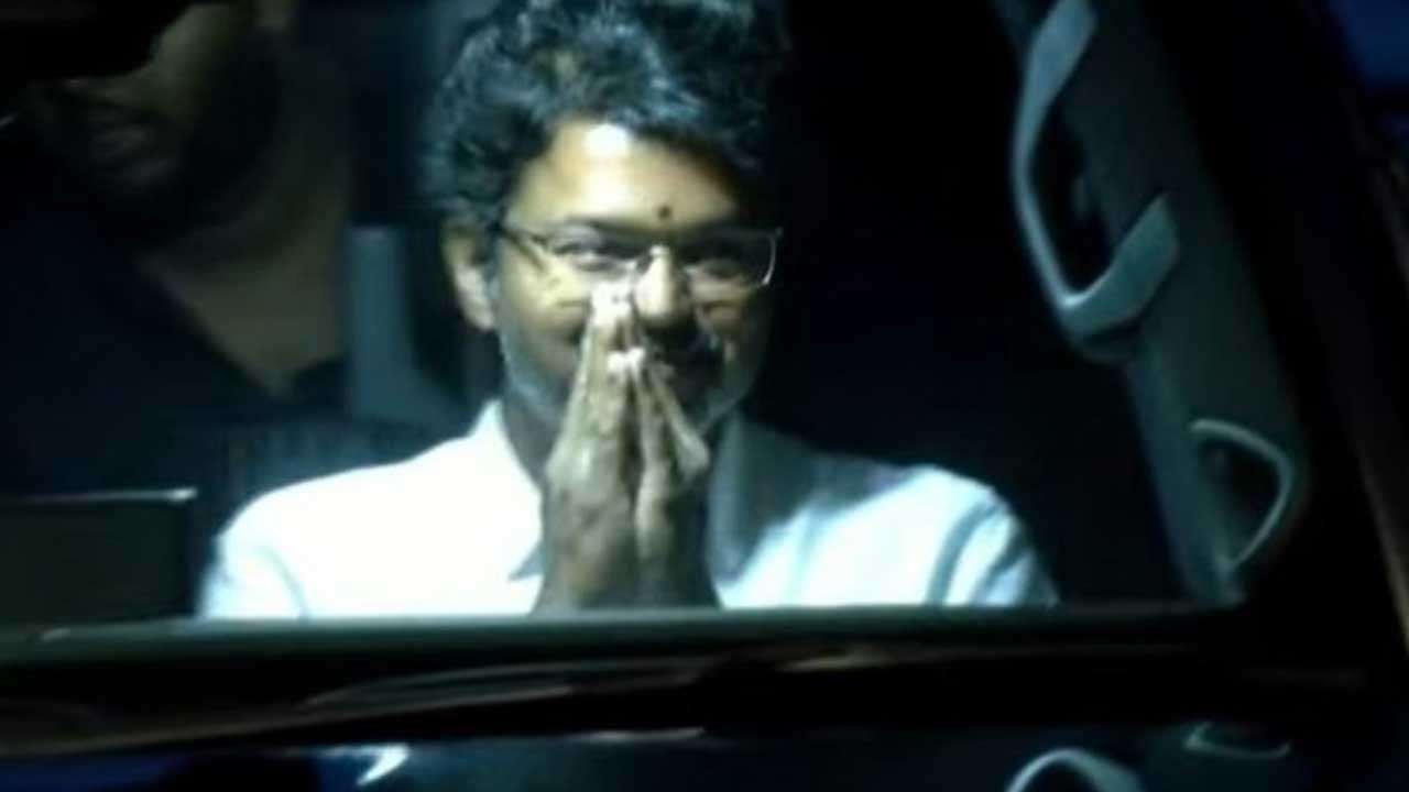 ஆட்சி அமைக்க மீண்டும் உரிமை கோரும் விஜய்