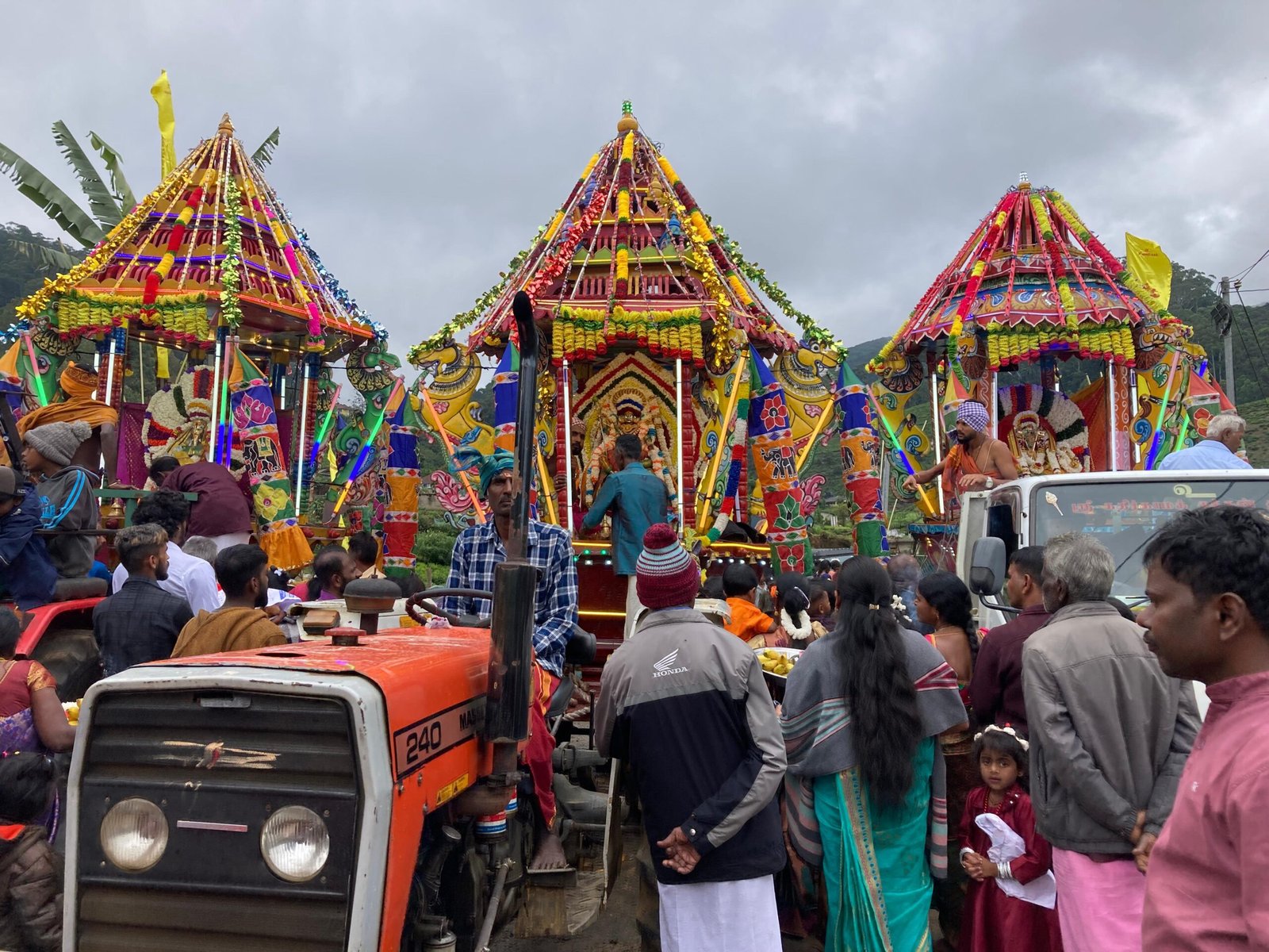 நுவரெலியா-பம்பரகலை ஸ்ரீ முத்துமாரியம்மன் ஆலய வருடாந்த தேர் திருவிழா