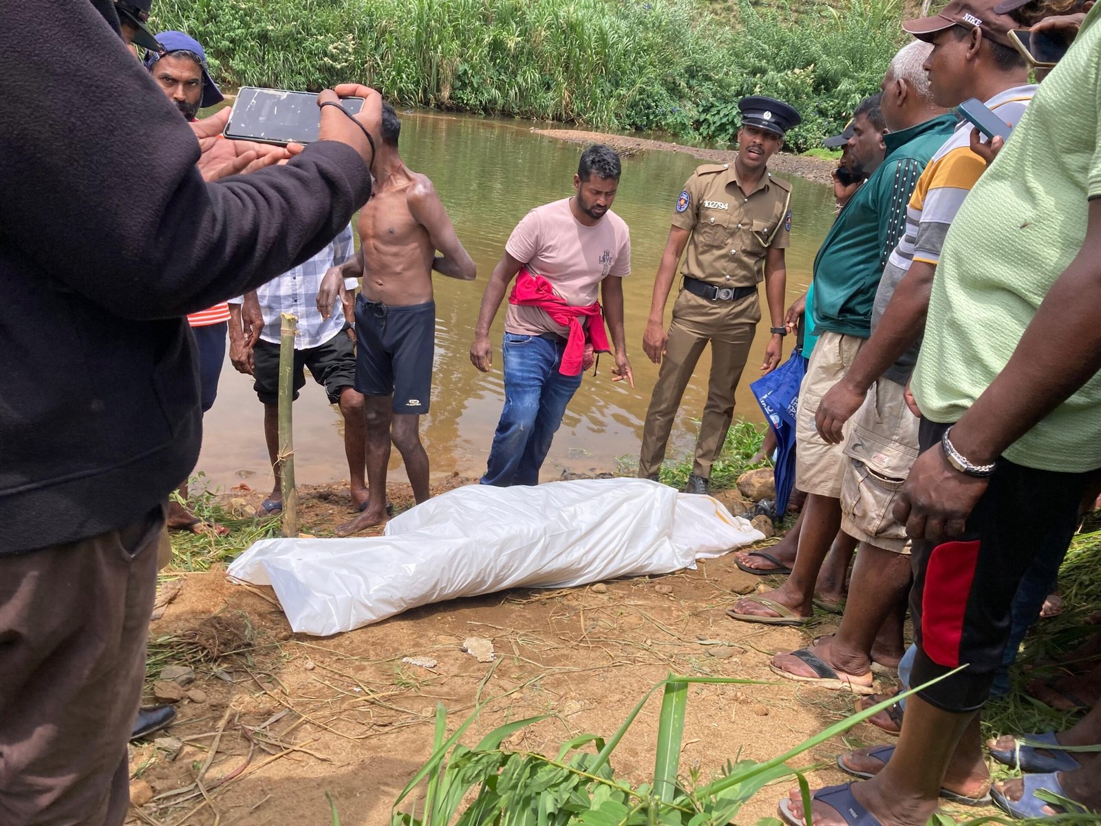 லிந்துலை ஆக்ரா ஓயாவில் மூழ்கி காணாமல் போன சிறுவன் சடலமாக மீட்பு