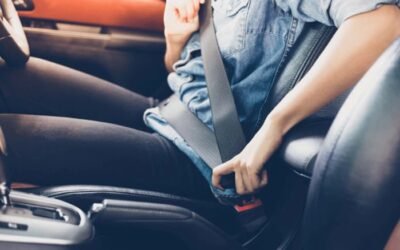 அதிவேக நெடுஞ்சாலைகளில் சீட் பெல்ட் அணியாத சுமார் 3,000 பேருக்கு எதிராக சட்ட நடவடிக்கை