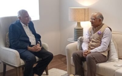 இந்திய உயர்ஸ்தானிகர் மற்றும் ரணில் விக்கிரமசிங்க இடையே சந்திப்பு