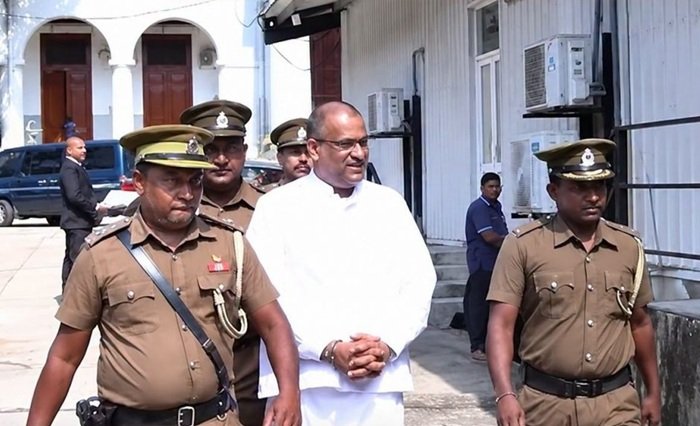 சிறையில் உள்ள பௌத்த பிக்குகள் காவியுடை அணிய அனுமதி – புதிய வர்த்தமானி அறிவிப்பு வெளியீடு