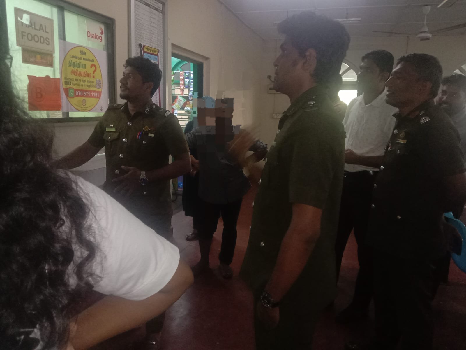 கிழக்கு பல்கலைக்கழக வளாகத்தில் 2 சிற்றுண்டிச்சாலைகளை தற்காலிகமாக பூட்டுமாறு நீதிமன்றம் உத்தரவு