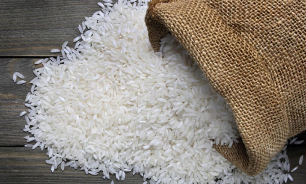 கீரி சம்பா அரிசியை அதிக விலைக்கு விற்ற பல்பொருள் அங்காடிக்கு அபராதம்