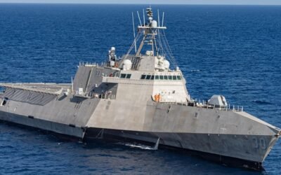 அமெரிக்க கடற்படைக் கப்பலான ‘USS Canberra’ கொழும்புத் துறைமுகத்தை வந்தடைந்தது