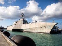 அமெரிக்க கடற்படைக் கப்பல் USS Tulsa கொழும்பு துறைமுகத்தை வந்தடைந்தது